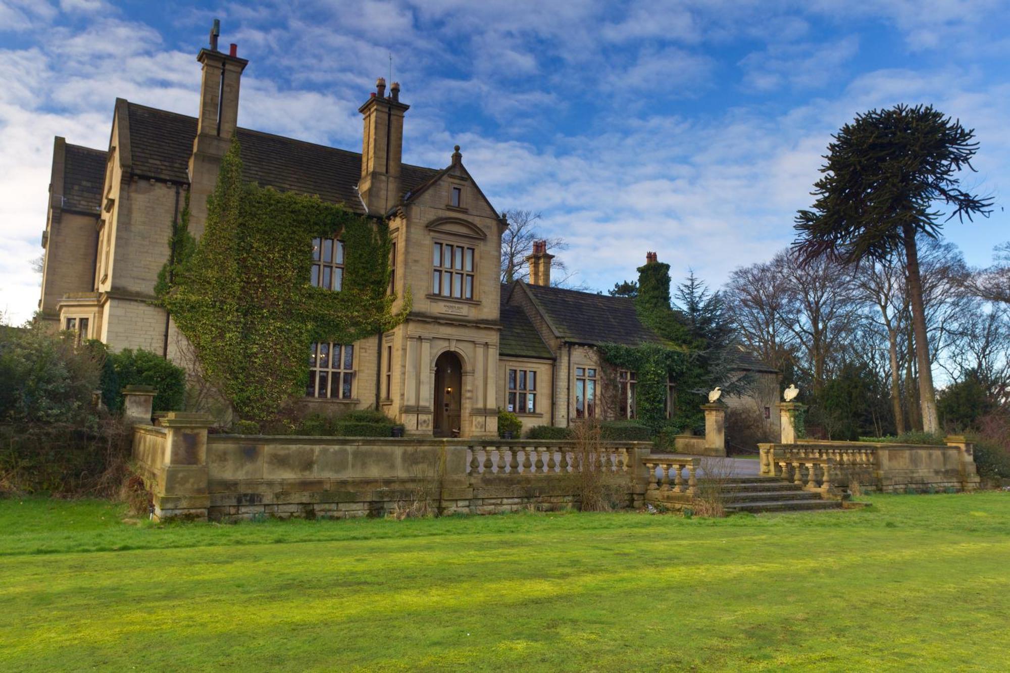 Scissett Bagden Hall Hotel المظهر الخارجي الصورة